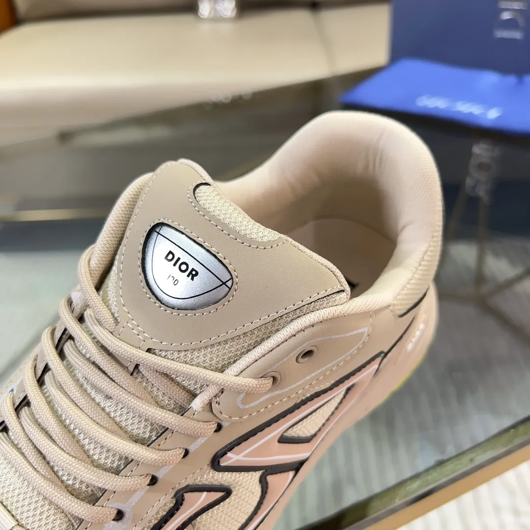 Men's Shoes💰P460💰【DIOR】Dior's new B30 low-top sneakers✅ are carefully made of gray mesh fabric and white technical fabric, decorated with reflective "CD30" graphic logo, and "DIO~B30" and "CD30" logos on the heel and tongue. An extra-light, sculpted rubber sole with signature accents adds style, while internal stretch details create ideal comfort. It can be matched with various casual styles to show a fashionable and modern sports style. Code number: 38-44 (45 can be customized)